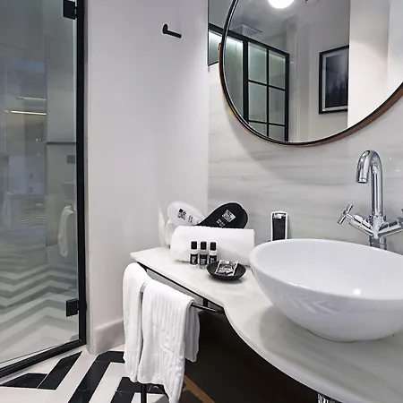 Hotel One Shot Conde Torrejon Seville