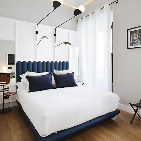 One Shot Conde Torrejon 4* Sevilla