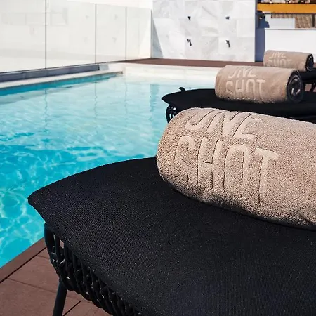 One Shot Conde Torrejon Hotel 4*