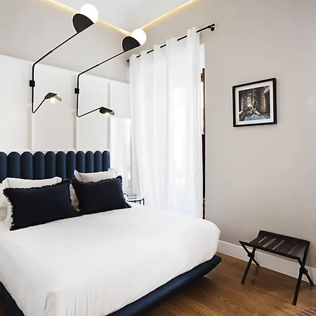 One Shot Conde Torrejon Hotel Sevilla